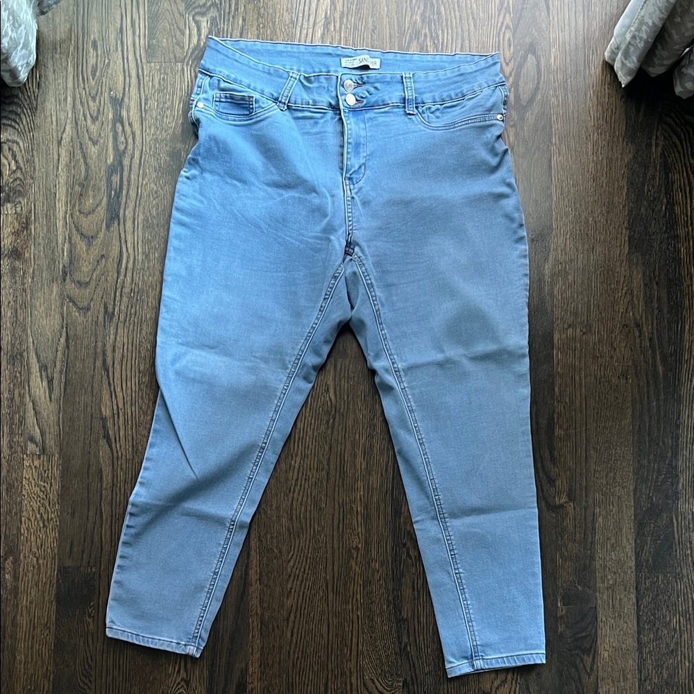 Sandpiper Women’s Light Blue Denim Jeans size 20